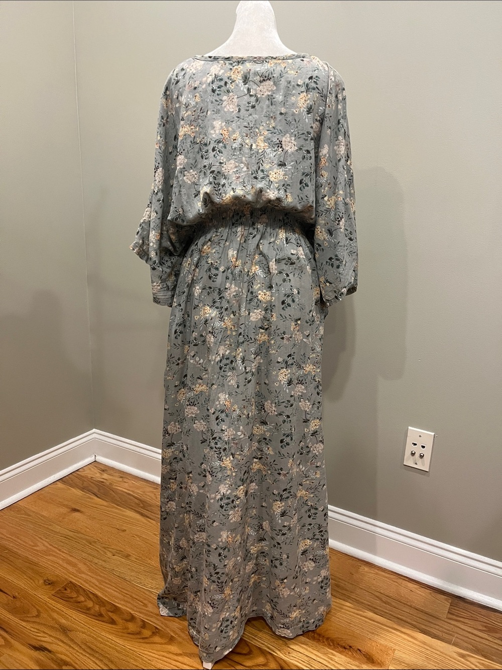 Natural Life Sanibel Floral Sage Green Kaftan Maxi Dress - Picture 7 of 11